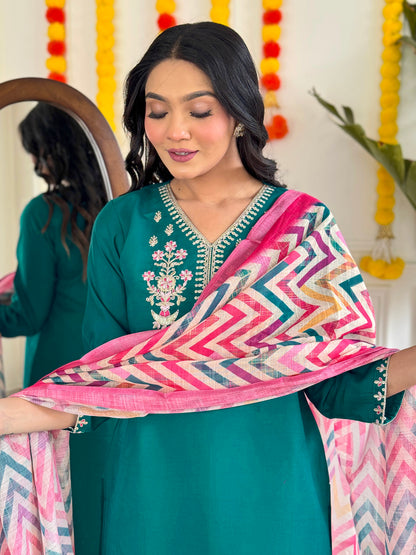 GREEN  COLOURED WOMEN'SVISCOSE CHANDERI KURTA SET