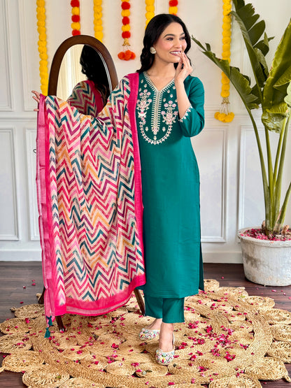 GREEN  COLOURED WOMEN'SVISCOSE CHANDERI KURTA SET