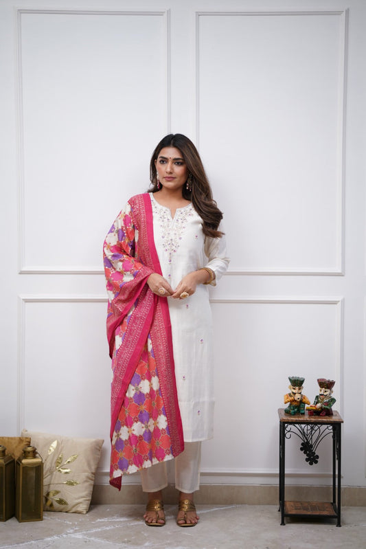 ALICE WHITE  COLOURED  WOMEN'S VISCOSE CHANDERI KURTA WITH PANT DUPATTA  SET