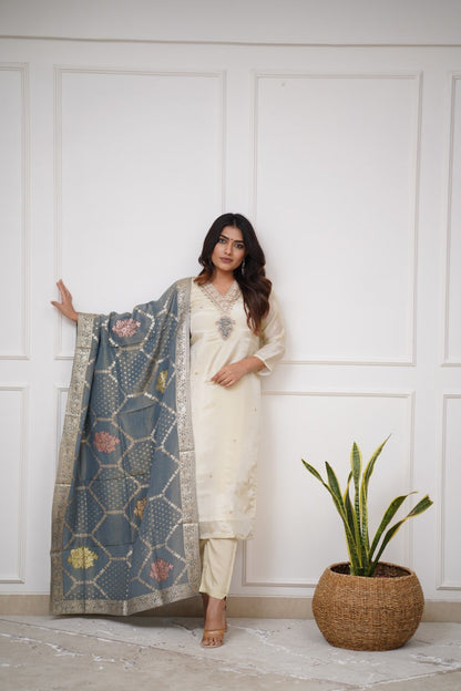 OFF WHITE  COLOURED  WOMEN'S VISCOSE CHANDERI KURTA WITH PANT DUPATTA  SET