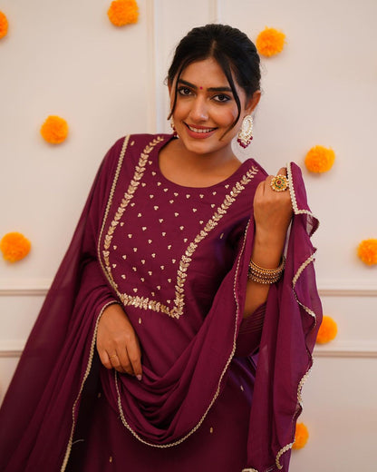 PRAGATI MAROON  COLOURED  WOMEN'S RAYON SLUB  EMBROIDERED  KURTA WITH PANT DUPATTA SET