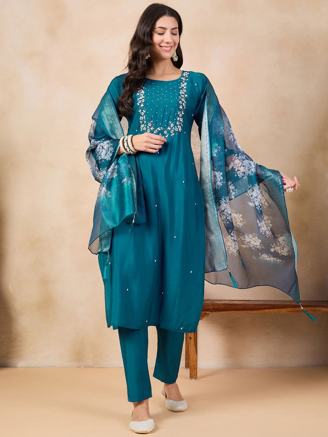 TEAL COLOURED  WOMEN'S  VISCOSE CHANDERI  EMBROIDERED  KURTA WITH PANT DUPATTA SET