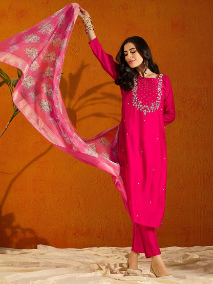 RED COLOURED  WOMEN'S  VISCOSE CHANDERI  EMBROIDERED  KURTA WITH PANT DUPATTA SET
