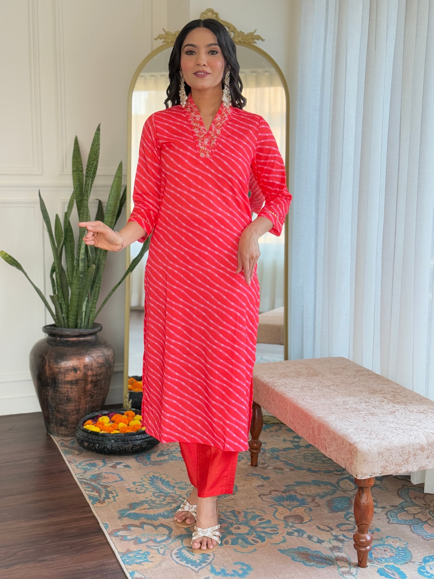 ORANGE  COLOURED  WOMEN'S MUSLIN  EMBROIDERED  KURTA WITH PANT DUPATTA SET