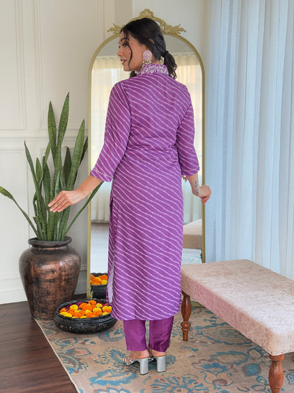 PURPLE   COLOURED  WOMEN'S MUSLIN  EMBROIDERED  KURTA WITH PANT DUPATTA SET