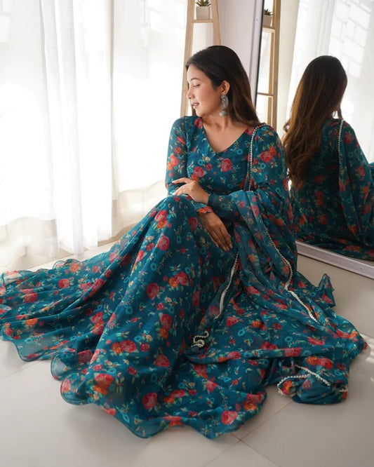 BLUE  COLOURED WOMEN'S TABBY PRINTED KURTA WITH  DUPATTA SET