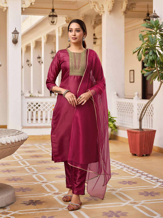 MAROON  COLOURED  WOMEN'S  RAYON SILK  KURTA WITH  DUPATTA SET