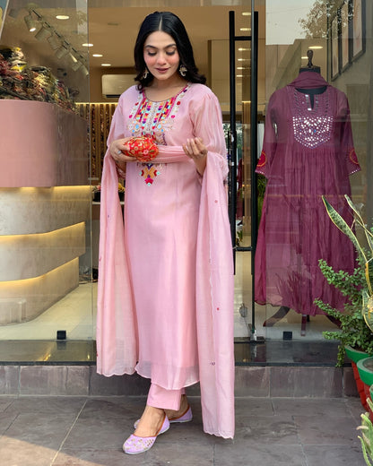 YAMINI PINK COLOURED  WOMEN'S CHANDERI SILK EMBROIDERED  KURTA WITH PANT DUPATTA SET