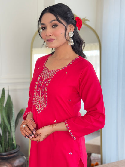 PINK  COLOURED WOMEN  EMBROIDERY WORK KURTA SET